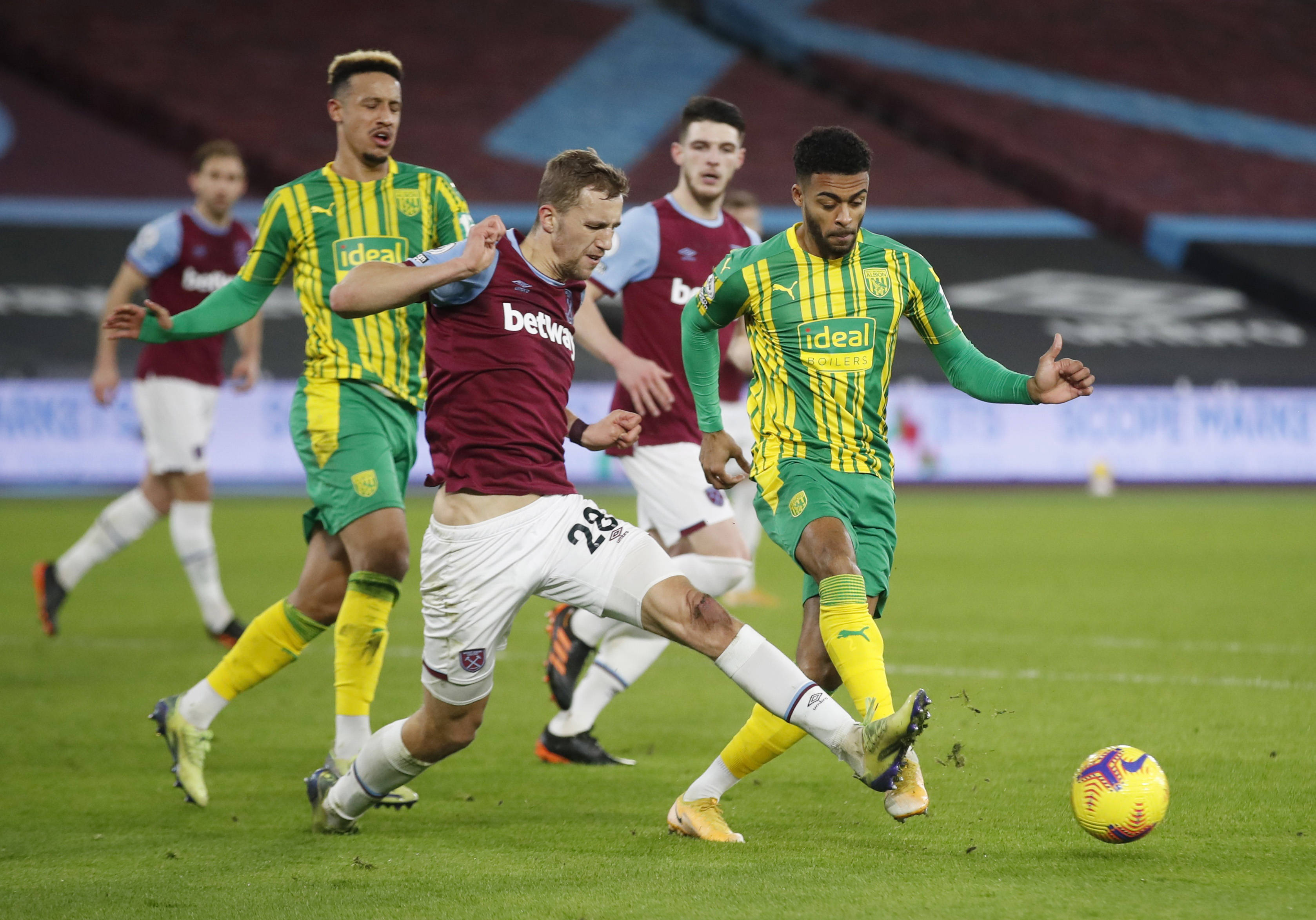 評紛至沓來 評紛至沓來