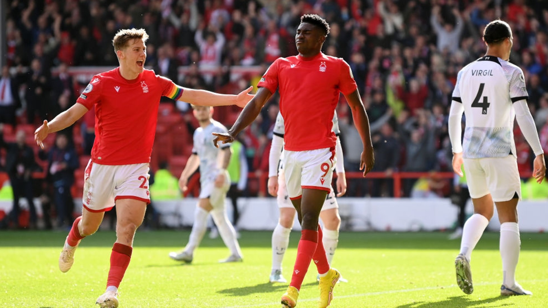 极的推动作 极的推动作